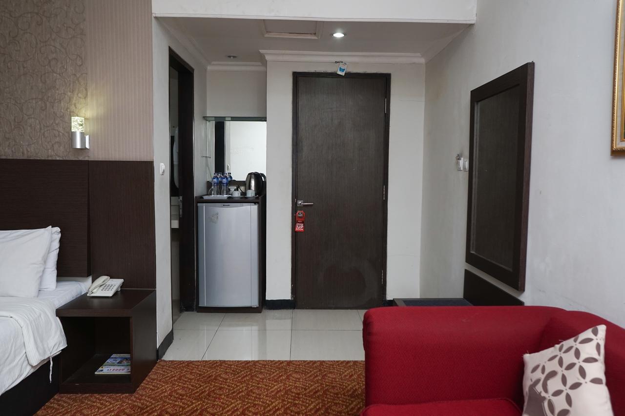 Hotel Reddoorz @ Cihampelas 3 Bandung